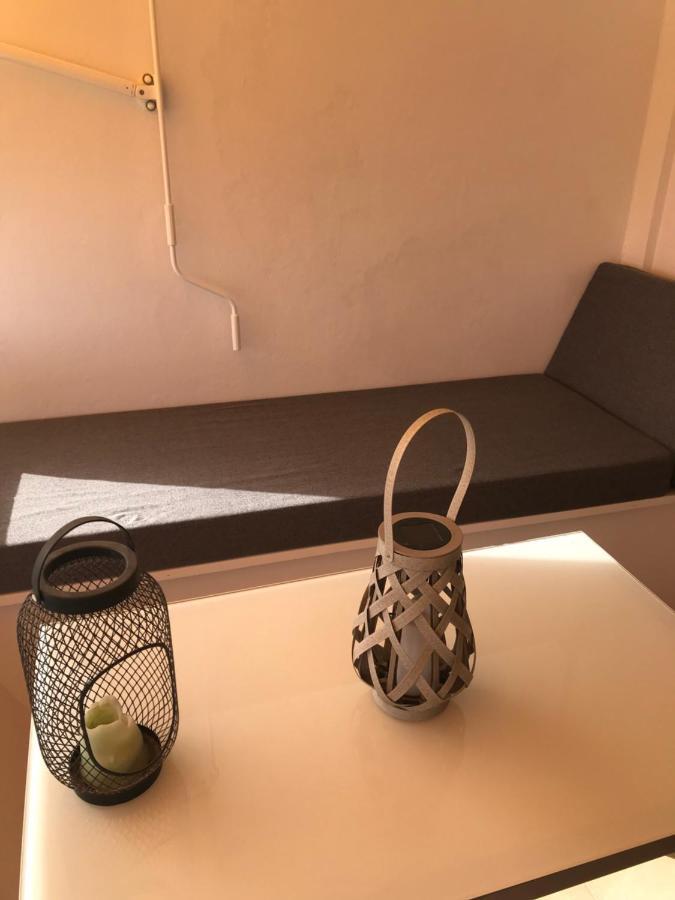 Yumbo Beach Apartment 2 With High Speed Free Internet San Bartolomé المظهر الخارجي الصورة