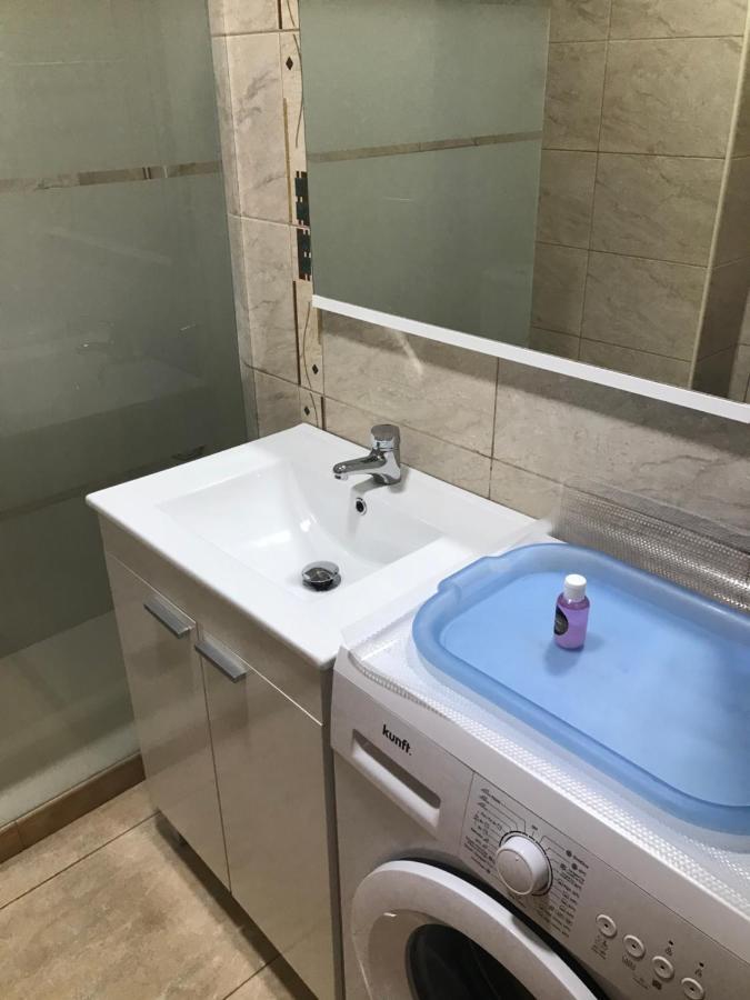 Yumbo Beach Apartment 2 With High Speed Free Internet San Bartolomé المظهر الخارجي الصورة