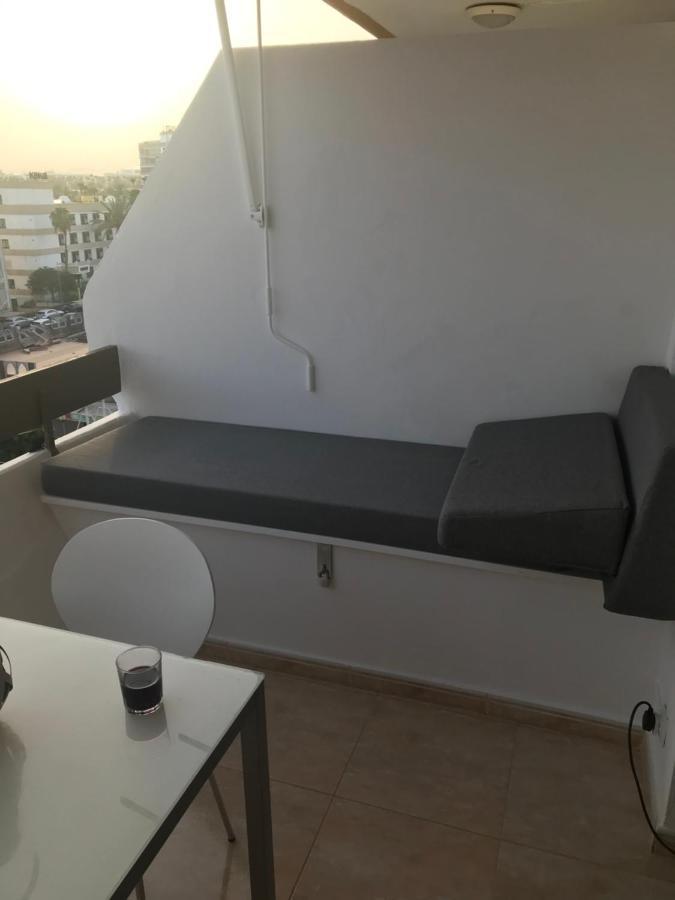 Yumbo Beach Apartment 2 With High Speed Free Internet San Bartolomé المظهر الخارجي الصورة