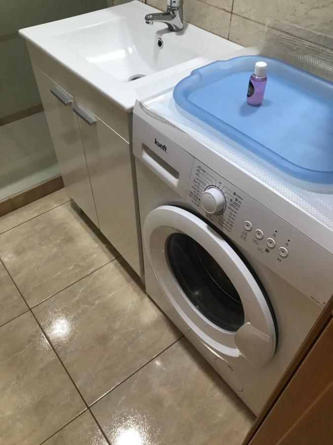 Yumbo Beach Apartment 2 With High Speed Free Internet San Bartolomé المظهر الخارجي الصورة